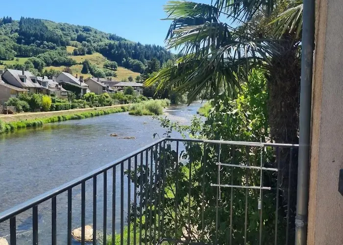 Σπίτι διακοπών Les Pieds Dans Lot Saint-Geniez-dʼOlt